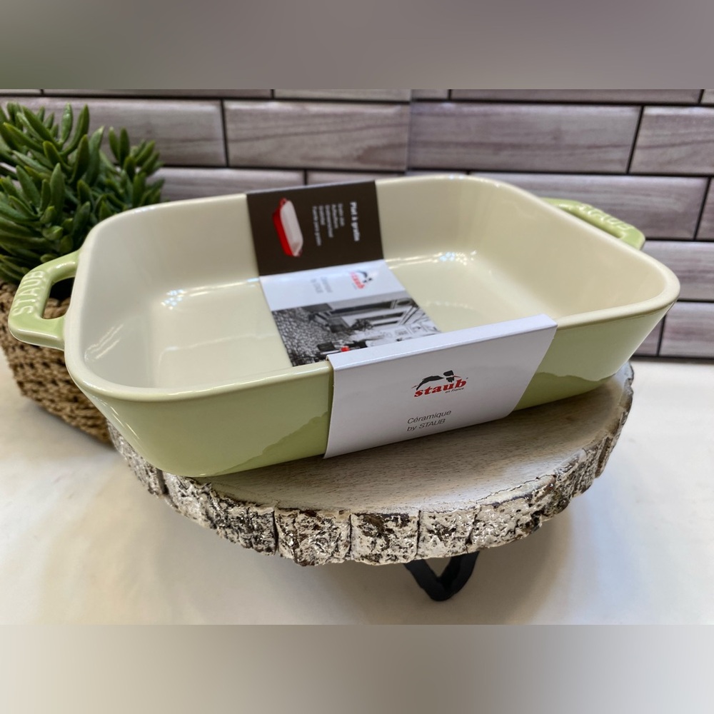 Staub ❤️Stoneware Baking Dish 1L  Macaron light green NWT